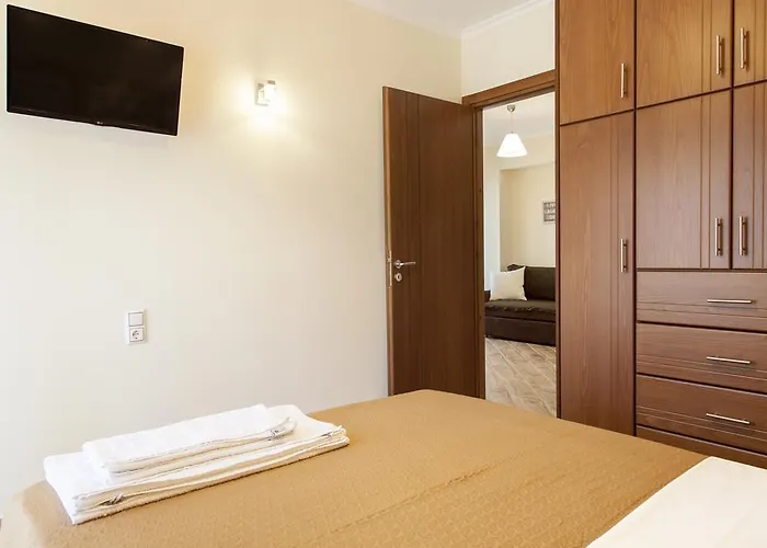 Kavadias * Vasiliki (Lefkada)